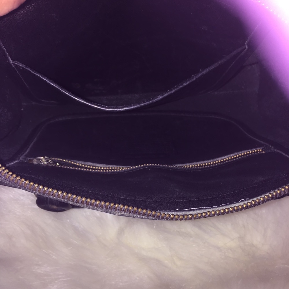 Brown Leather Vintage Coach Handbag - Picture 4 of 6